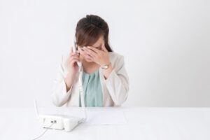 固定電話解約のデメリットとは？後悔しないための注意点を徹底解説