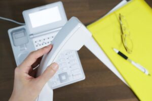 フリーコールとは？仕組み・料金・0120と0800の違い・導入メリットを徹底解説