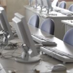 ボイスボット（AI自動応答）とは？IVRとの違い・メリット・導入成功ガイド