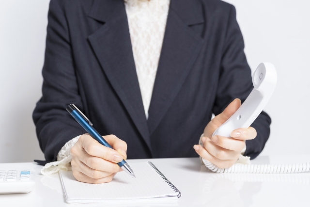 コールセンターセンター長の役割とは？現場を疲弊させず利益を最大化する「3つのマネジメント」